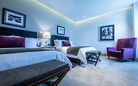 Square Small Luxury Hotel - Providencia